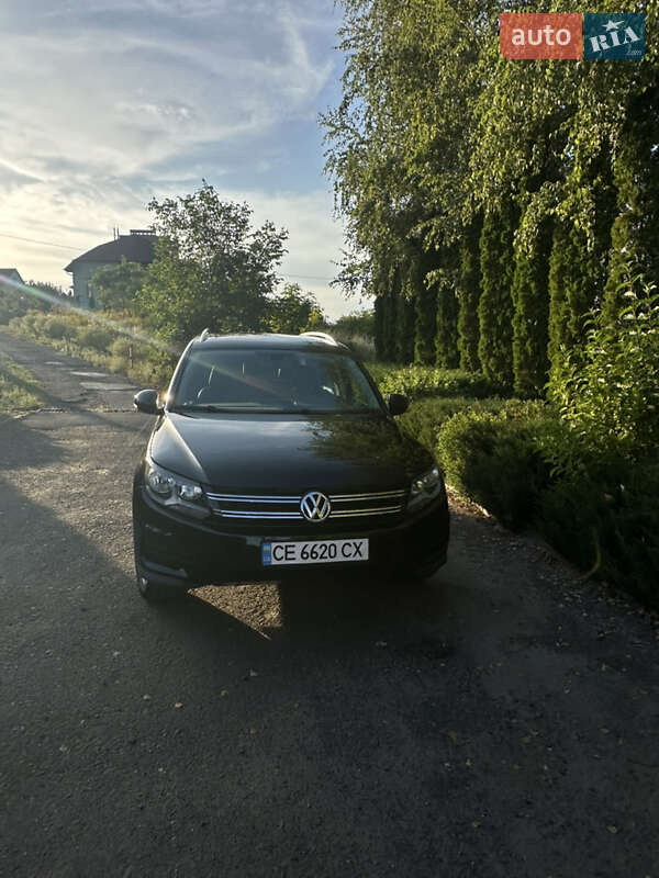 Внедорожник / Кроссовер Volkswagen Tiguan 2016 в Черновцах