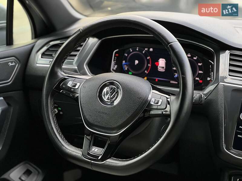 Внедорожник / Кроссовер Volkswagen Tiguan 2019 в Ивано-Франковске