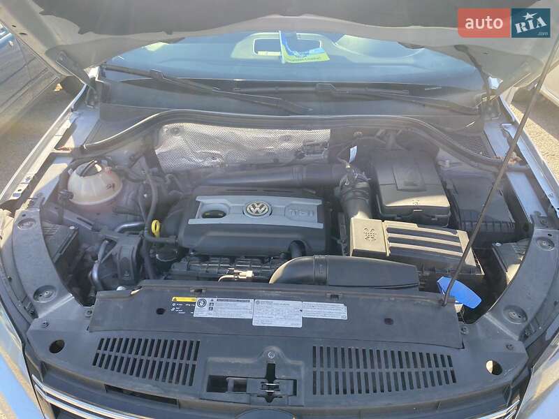 Внедорожник / Кроссовер Volkswagen Tiguan 2016 в Киеве фото 11 Внедорожник / Кроссовер Volkswagen Tiguan 2016 в Киеве