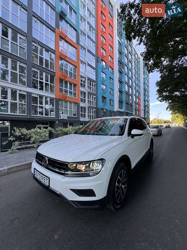 Позашляховик / Кросовер Volkswagen Tiguan 2020 в Чернігові