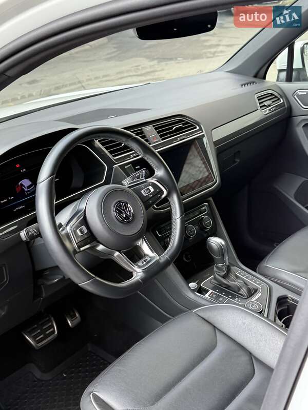 Внедорожник / Кроссовер Volkswagen Tiguan 2018 в Горишних Плавнях