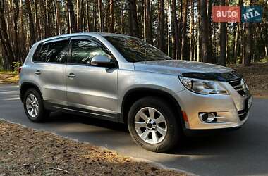 Позашляховик / Кросовер Volkswagen Tiguan 2009 в Охтирці