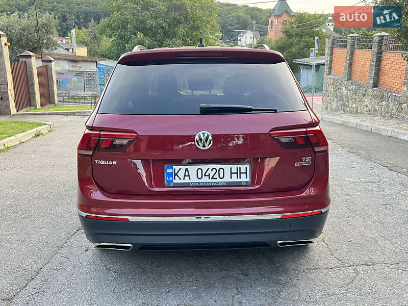 Позашляховик / Кросовер Volkswagen Tiguan 2017 в Києві