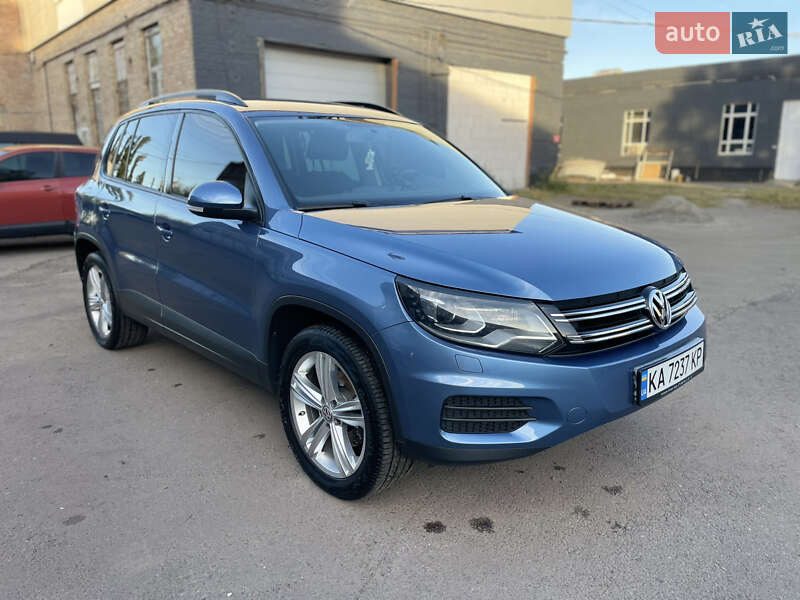 Внедорожник / Кроссовер Volkswagen Tiguan 2012 в Киеве