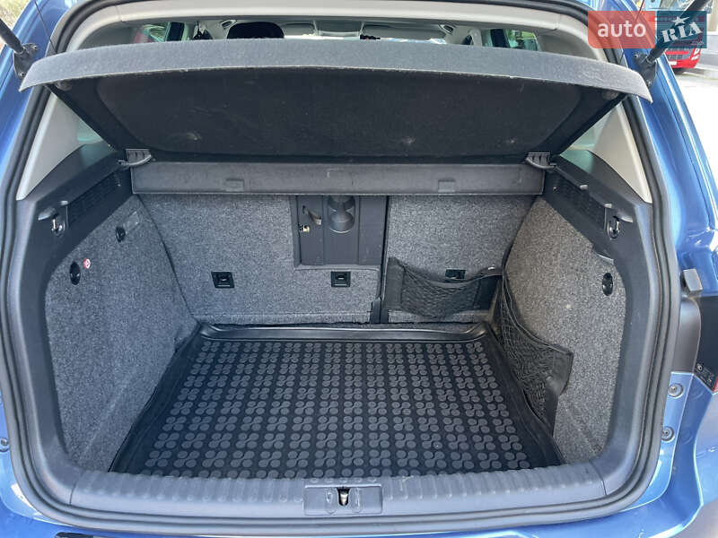 Внедорожник / Кроссовер Volkswagen Tiguan 2012 в Киеве