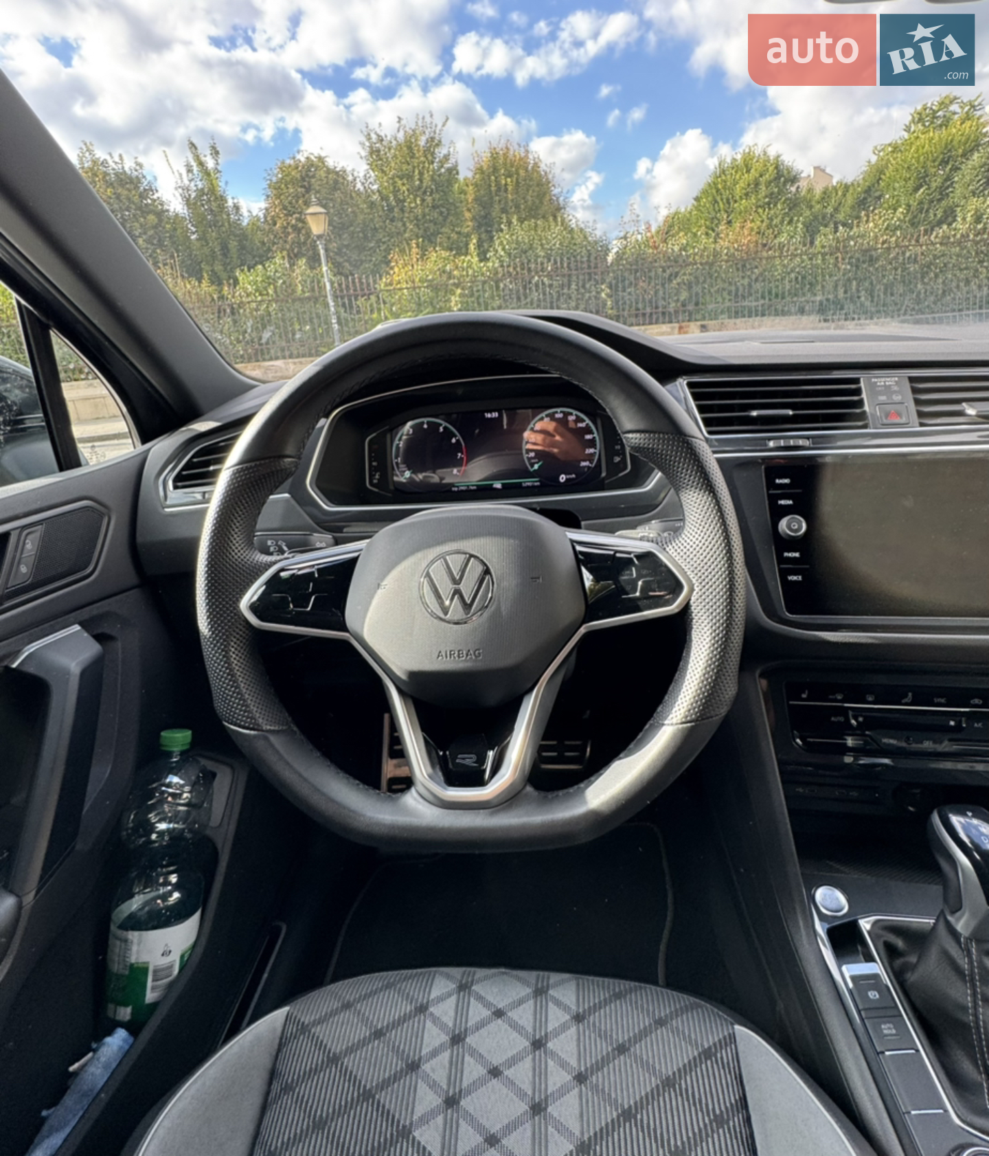 2023 Volkswagen Tiguan - мініатюра 14