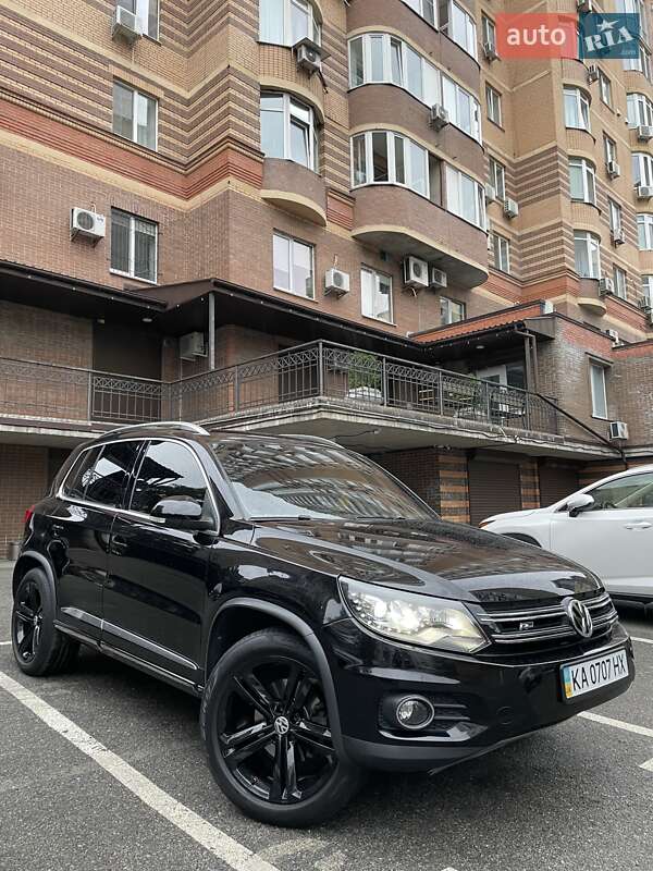 Внедорожник / Кроссовер Volkswagen Tiguan 2014 в Киеве