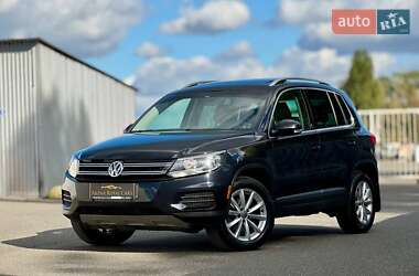 Внедорожник / Кроссовер Volkswagen Tiguan 2016 в Киеве