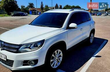 Внедорожник / Кроссовер Volkswagen Tiguan 2014 в Житомире