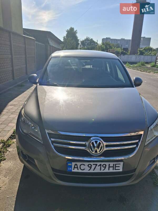 Volkswagen Tiguan 2010 Volkswagen Tiguan 2010