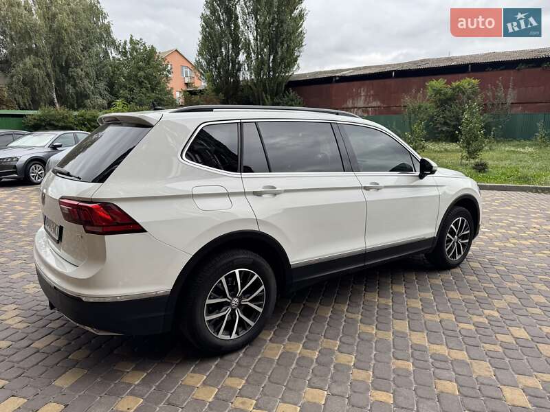 Внедорожник / Кроссовер Volkswagen Tiguan 2017 в Виннице фото 9 Внедорожник / Кроссовер Volkswagen Tiguan 2017 в Виннице