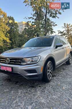 Внедорожник / Кроссовер Volkswagen Tiguan 2020 в Хмельницком