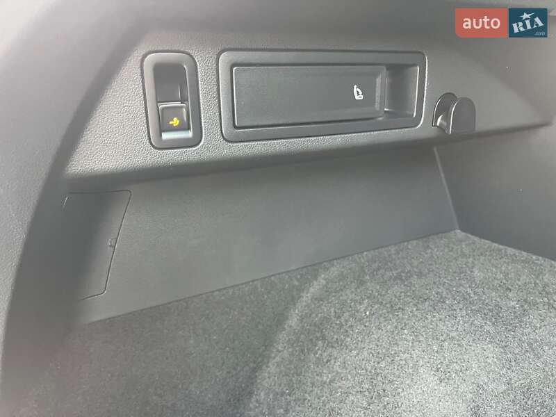 Позашляховик / Кросовер Volkswagen Tiguan 2016 в Луцьку