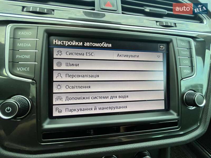 Позашляховик / Кросовер Volkswagen Tiguan 2016 в Луцьку
