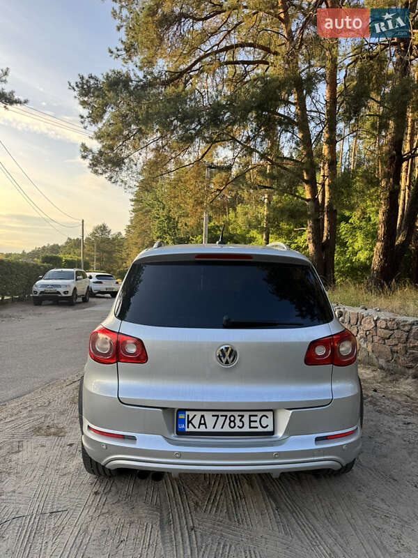 Внедорожник / Кроссовер Volkswagen Tiguan 2007 в Киеве
