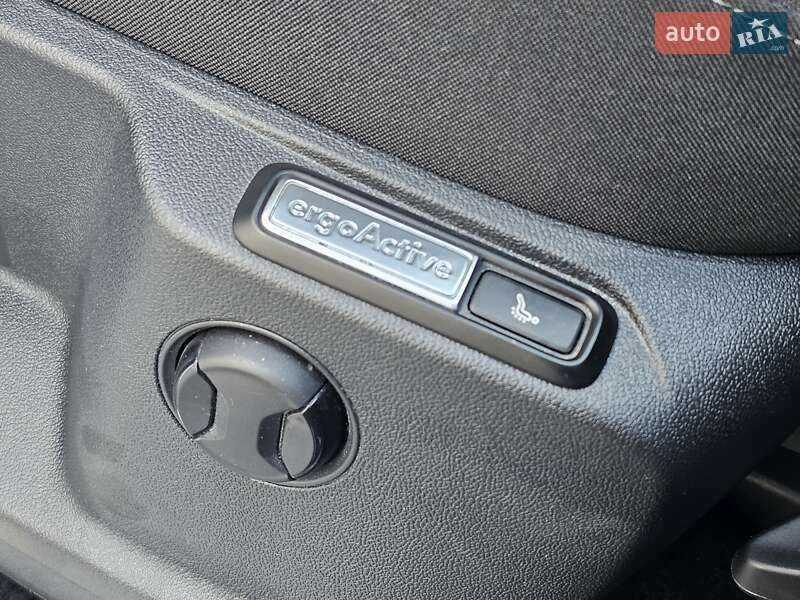 Внедорожник / Кроссовер Volkswagen Tiguan 2020 в Киеве