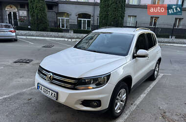 Внедорожник / Кроссовер Volkswagen Tiguan 2012 в Киеве