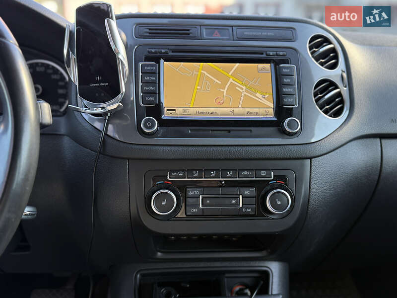 Позашляховик / Кросовер Volkswagen Tiguan 2011 в Хмельницькому фото 4 Позашляховик / Кросовер Volkswagen Tiguan 2011 в Хмельницькому