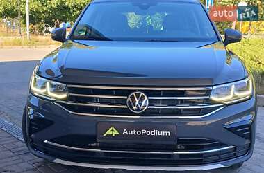 Внедорожник / Кроссовер Volkswagen Tiguan 2021 в 