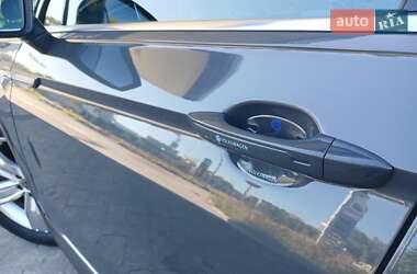 Внедорожник / Кроссовер Volkswagen Tiguan 2021 в 