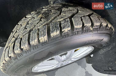 Внедорожник / Кроссовер Volkswagen Tiguan 2011 в 