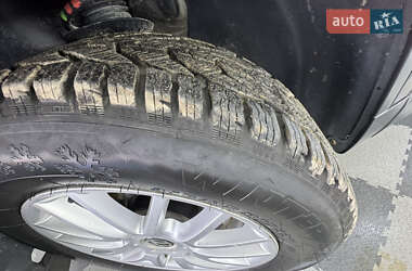 Внедорожник / Кроссовер Volkswagen Tiguan 2011 в 