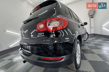 Внедорожник / Кроссовер Volkswagen Tiguan 2011 в 