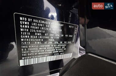 Внедорожник / Кроссовер Volkswagen Tiguan 2011 в 