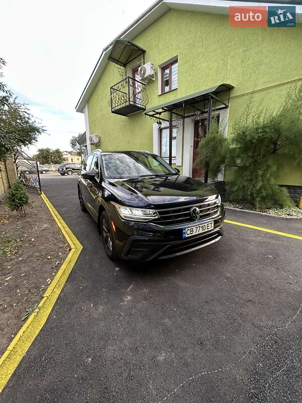 Внедорожник / Кроссовер Volkswagen Tiguan 2023 в Чернигове