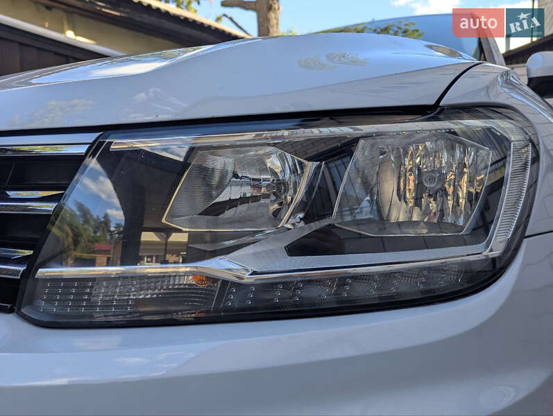 Внедорожник / Кроссовер Volkswagen Tiguan 2018 в Киеве фото 13 Внедорожник / Кроссовер Volkswagen Tiguan 2018 в Киеве