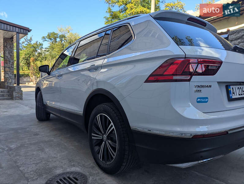 Внедорожник / Кроссовер Volkswagen Tiguan 2018 в Киеве фото 24 Внедорожник / Кроссовер Volkswagen Tiguan 2018 в Киеве