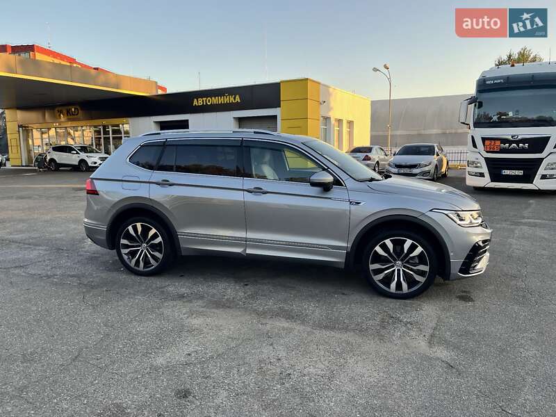 Позашляховик / Кросовер Volkswagen Tiguan 2020 в Києві