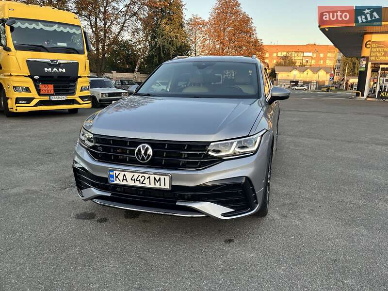 Позашляховик / Кросовер Volkswagen Tiguan 2020 в Києві