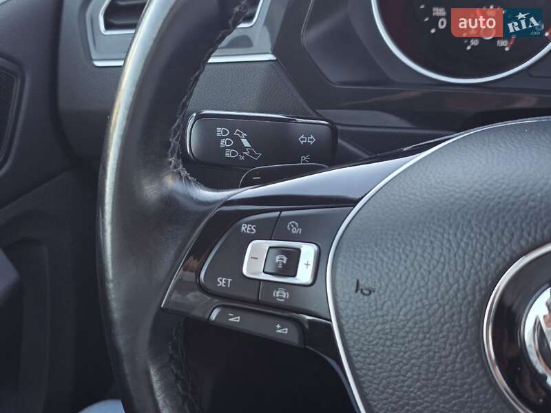 Внедорожник / Кроссовер Volkswagen Tiguan 2018 в Тернополе фото 10 Внедорожник / Кроссовер Volkswagen Tiguan 2018 в Тернополе