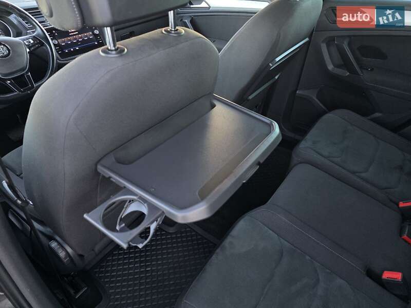 Внедорожник / Кроссовер Volkswagen Tiguan 2018 в Тернополе фото 21 Внедорожник / Кроссовер Volkswagen Tiguan 2018 в Тернополе