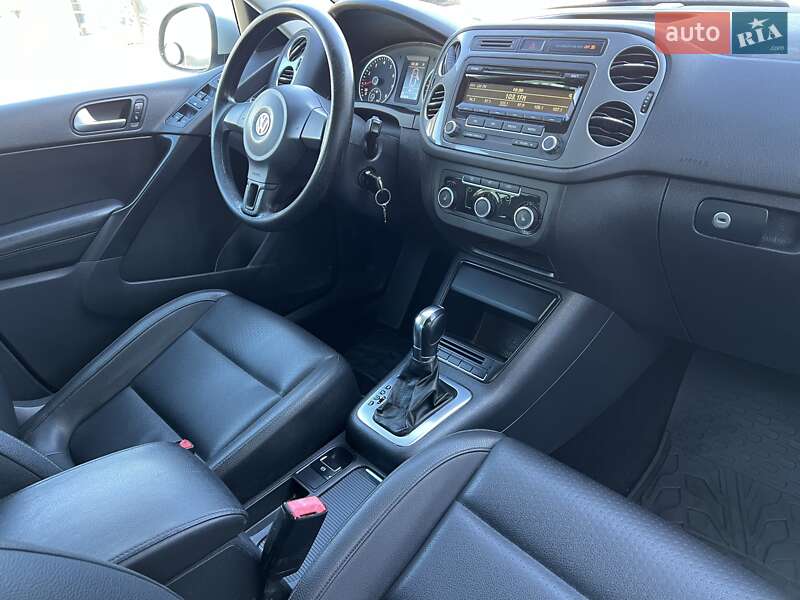 Внедорожник / Кроссовер Volkswagen Tiguan 2012 в Киеве