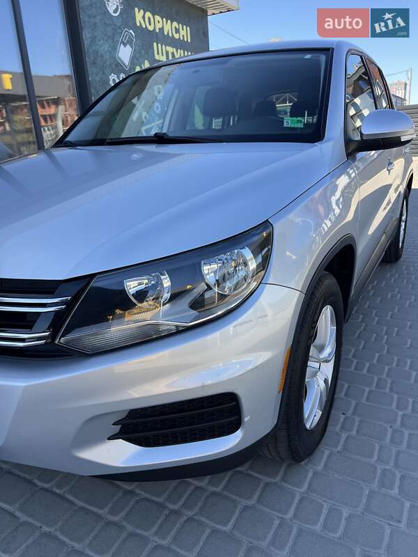 Внедорожник / Кроссовер Volkswagen Tiguan 2012 в Киеве