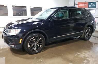 Внедорожник / Кроссовер Volkswagen Tiguan 2018 в Львове