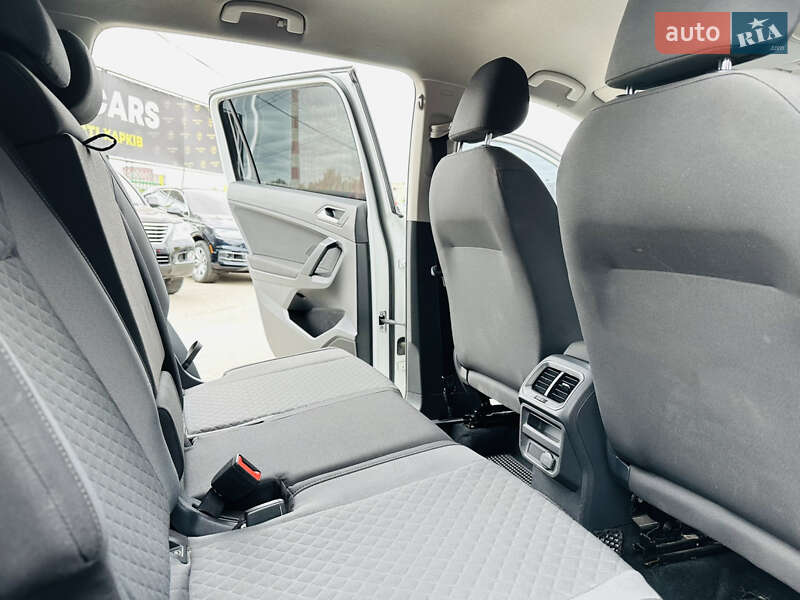 Внедорожник / Кроссовер Volkswagen Tiguan 2018 в Харькове фото 19 Внедорожник / Кроссовер Volkswagen Tiguan 2018 в Харькове