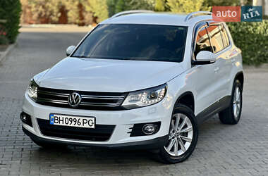 Позашляховик / Кросовер Volkswagen Tiguan 2013 в Одесі