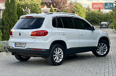 Внедорожник / Кроссовер Volkswagen Tiguan 2013 в 
