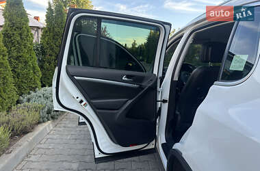 Внедорожник / Кроссовер Volkswagen Tiguan 2013 в 