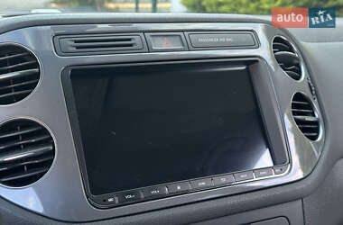 Внедорожник / Кроссовер Volkswagen Tiguan 2013 в 