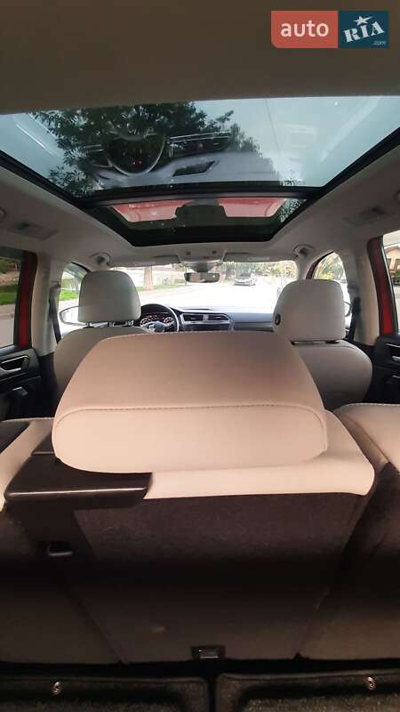 Позашляховик / Кросовер Volkswagen Tiguan 2018 в Львові