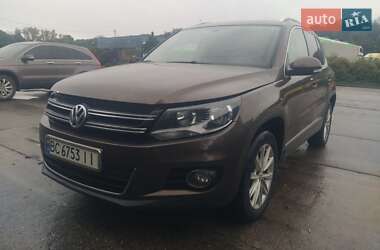 Внедорожник / Кроссовер Volkswagen Tiguan 2011 в Стрые