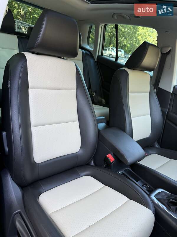 Внедорожник / Кроссовер Volkswagen Tiguan 2017 в Хмельнике фото 37 Внедорожник / Кроссовер Volkswagen Tiguan 2017 в Хмельнике