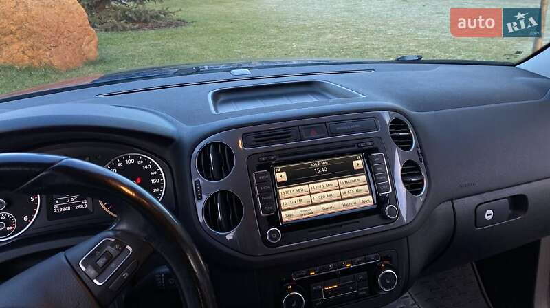 Внедорожник / Кроссовер Volkswagen Tiguan 2011 в Луцке