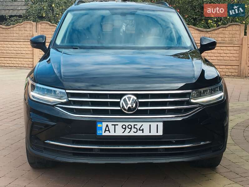 Внедорожник / Кроссовер Volkswagen Tiguan 2022 в Калуше