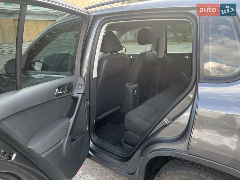 Внедорожник / Кроссовер Volkswagen Tiguan 2015 в Днепре фото 6 Внедорожник / Кроссовер Volkswagen Tiguan 2015 в Днепре