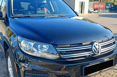 Внедорожник / Кроссовер Volkswagen Tiguan 2015 в Житомире